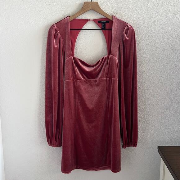 Forever 21 Dresses & Skirts - Forever 21 Long Sleeve Babydoll Pink Velour Mini Dress Squared Neckline M